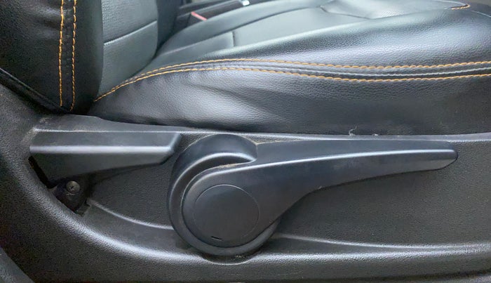 2018 Tata Tiago XZA PETROL, Petrol, Automatic, 43,688 km, Driver Side Adjustment Panel