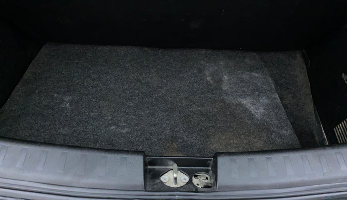 2012 Maruti Swift VDI, Diesel, Manual, 97,684 km, Boot Inside