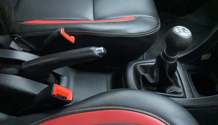 2012 Maruti Swift VDI, Diesel, Manual, 97,684 km, Gear Lever