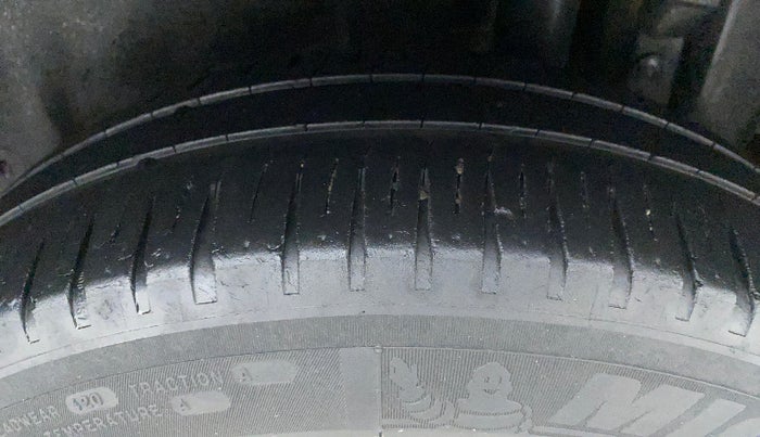 2012 Maruti Swift VDI, Diesel, Manual, 97,684 km, Left Rear Tyre Tread
