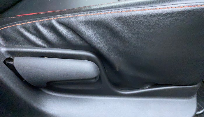 2012 Maruti Swift VDI, Diesel, Manual, 97,684 km, Driver Side Adjustment Panel