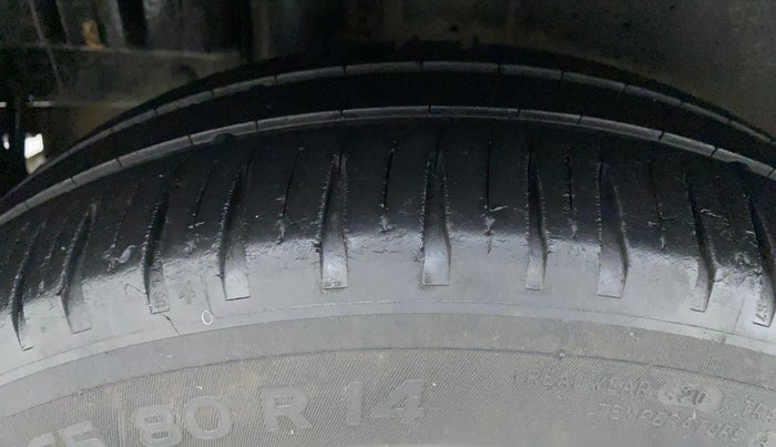 2012 Maruti Swift VDI, Diesel, Manual, 97,684 km, Right Rear Tyre Tread