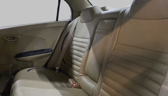 2016 Honda Amaze 1.2L I-VTEC S AT, Petrol, Automatic, 32,350 km, Right Side Rear Door Cabin