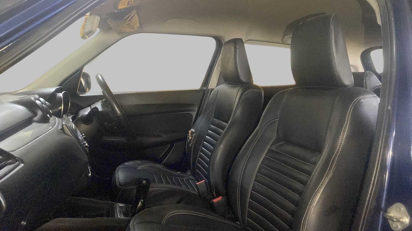 2018 Maruti Swift VXI, Petrol, Manual, 97,229 km, Right Side Front Door Cabin