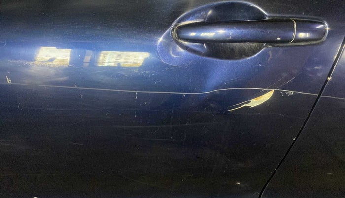 2018 Maruti Swift VXI, Petrol, Manual, 97,229 km, Front passenger door - Slightly dented
