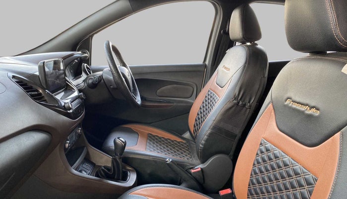 2018 Ford FREESTYLE TITANIUM PLUS 1.2 PETROL, Petrol, Manual, 24,389 km, Right Side Front Door Cabin