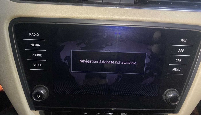 2019 Skoda Octavia L&K 1.8 TSI AT, Petrol, Automatic, 67,896 km, Infotainment system - GPS Card not working/missing