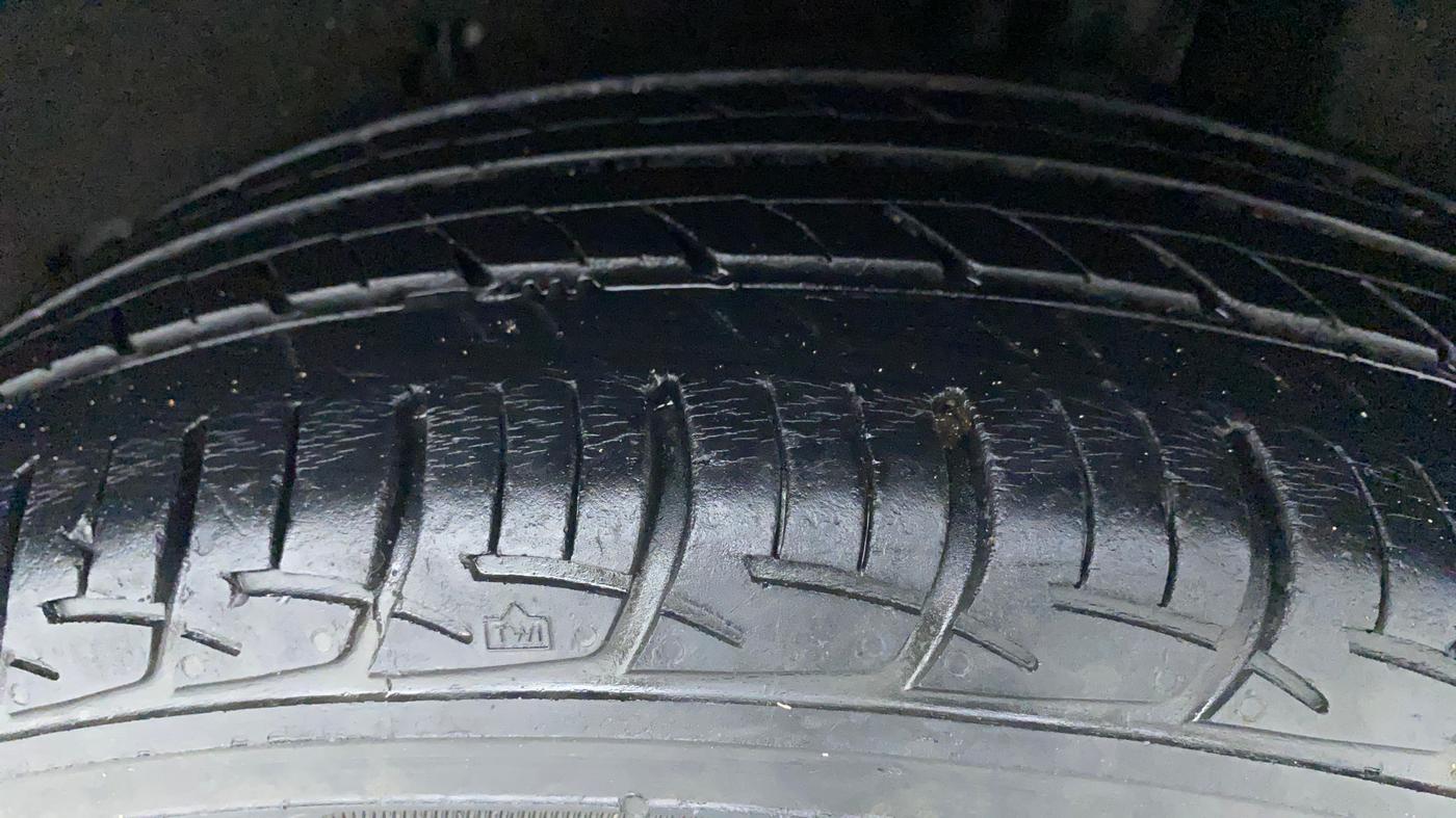 2019 Maruti Baleno DELTA PETROL 1.2, Petrol, Manual, 34,072 km, Left Rear Tyre Tread