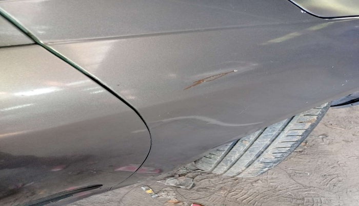 2016 Maruti Swift VDI ABS, Diesel, Manual, 92,733 km, Right fender - Slight discoloration