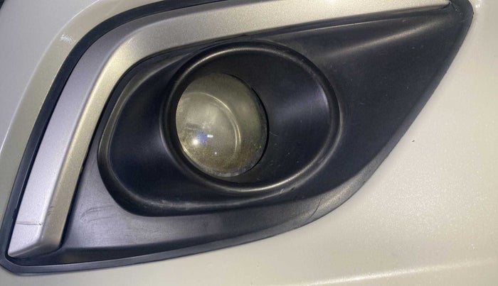 2015 Maruti Swift VXI, Petrol, Manual, 71,098 km, Left fog light - Not working