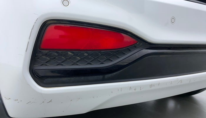 2020 Hyundai Elite i20 ASTA 1.2 (O), Petrol, Manual, 40,556 km, Rear bumper - Minor scratches