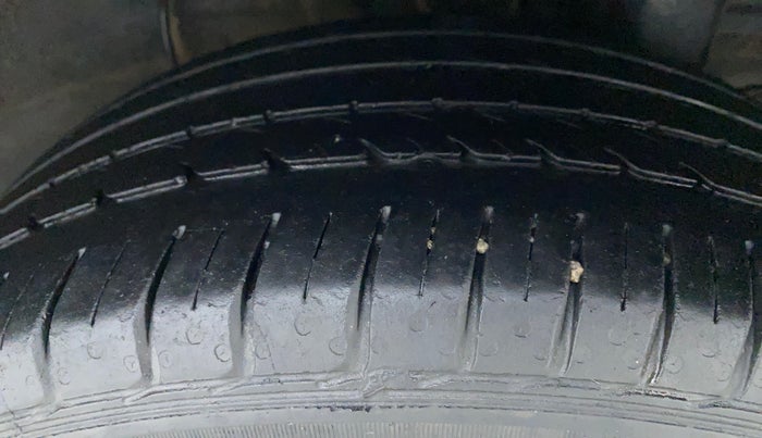 2020 Hyundai Elite i20 ASTA 1.2 (O), Petrol, Manual, 40,556 km, Left Rear Tyre Tread