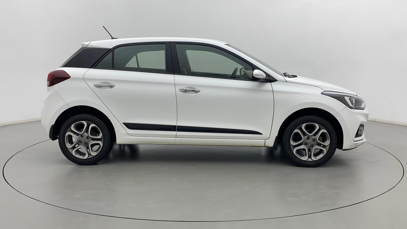 2020 Hyundai Elite i20 ASTA 1.2 (O), Petrol, Manual, 40,556 km, Right Side View