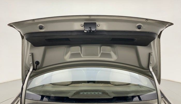 2013 Skoda Rapid 1.6 ACTIVE PLUS MPI, Petrol, Manual, 88,001 km, Boot Door Open