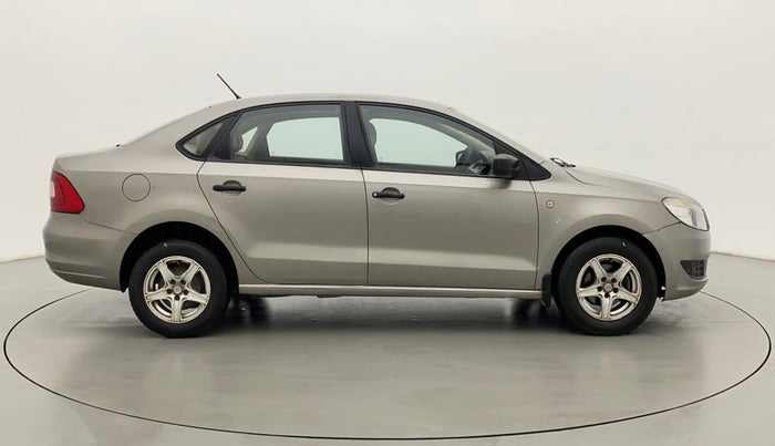 2013 Skoda Rapid 1.6 ACTIVE PLUS MPI, Petrol, Manual, 88,001 km, Right Side View