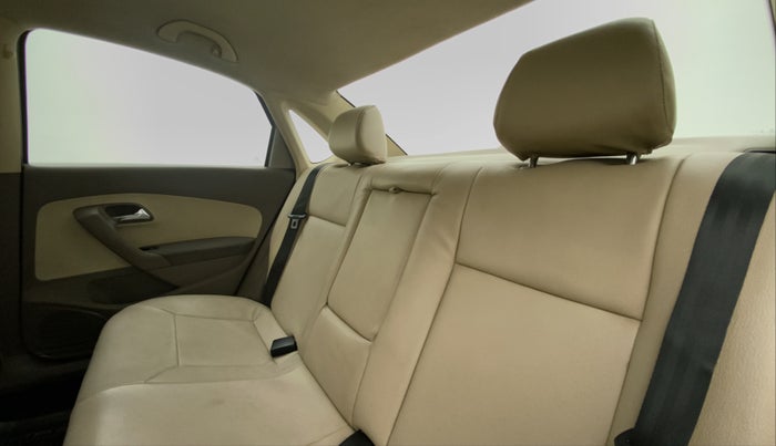 2013 Skoda Rapid 1.6 ACTIVE PLUS MPI, Petrol, Manual, 88,001 km, Right Side Rear Door Cabin