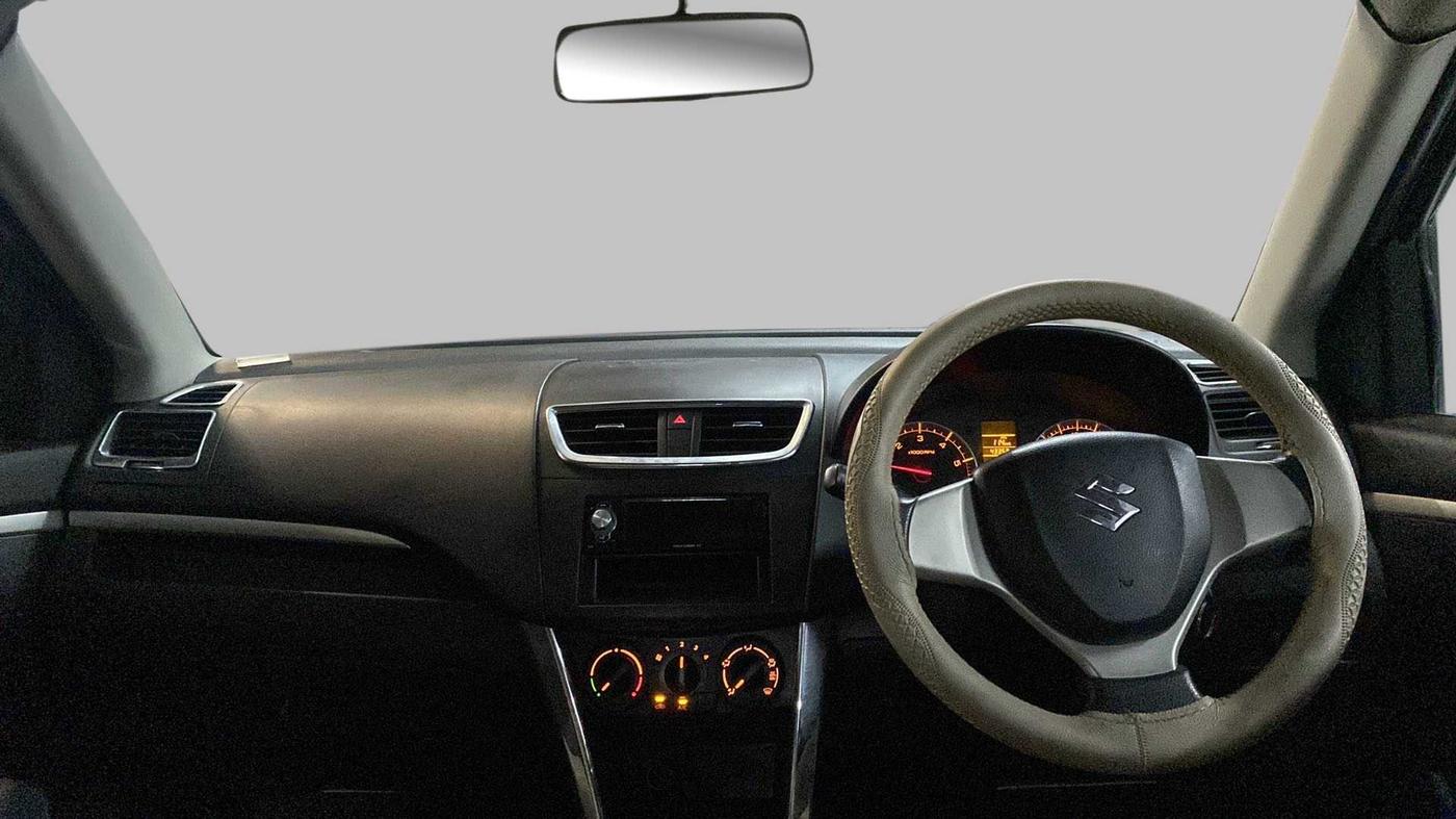 2014 Maruti Swift VDI, Diesel, Manual, 43,370 km, Dashboard