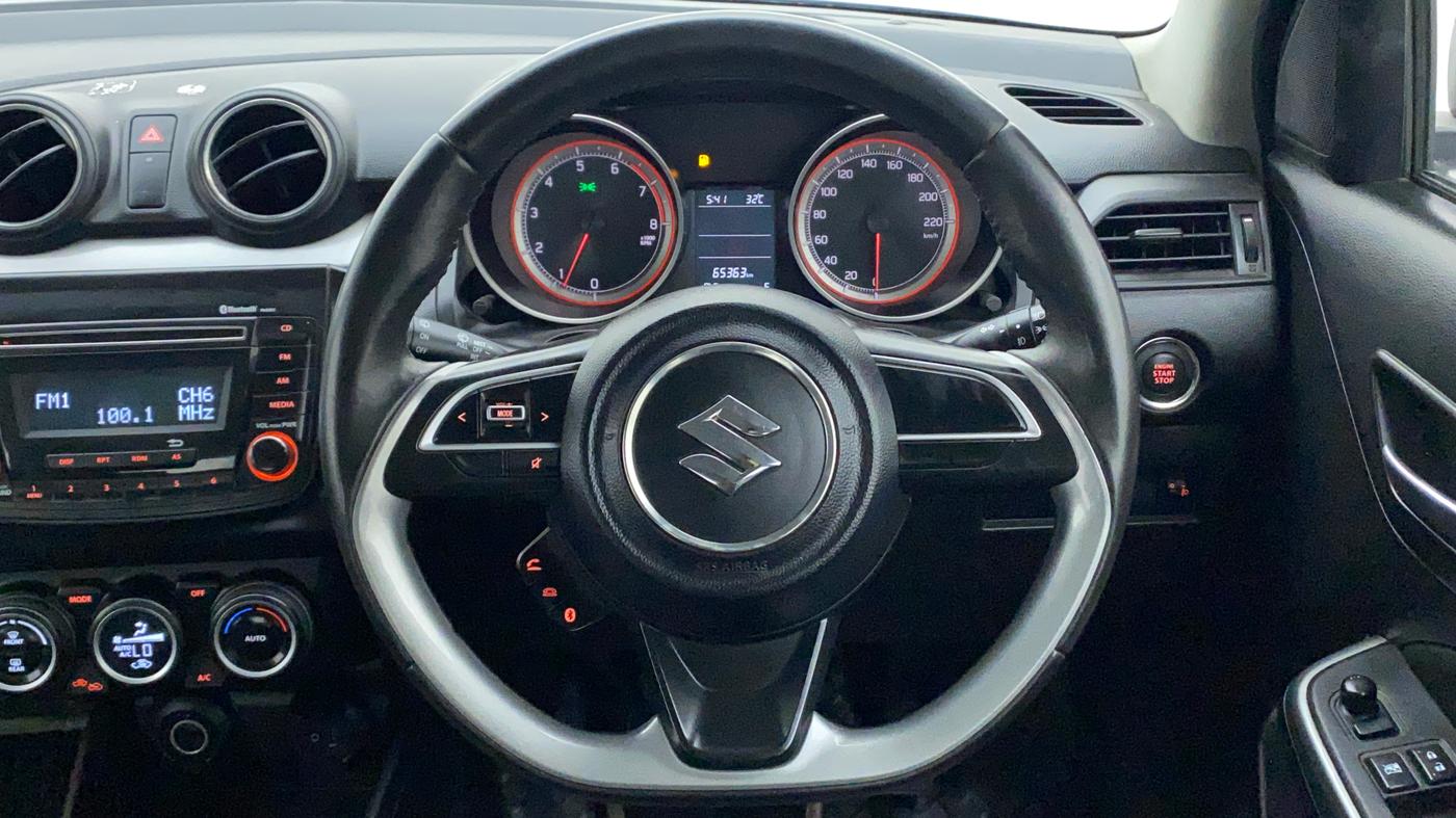 2018 Maruti Swift ZXI, Petrol, Manual, 65,363 km, Steering Wheel Close Up