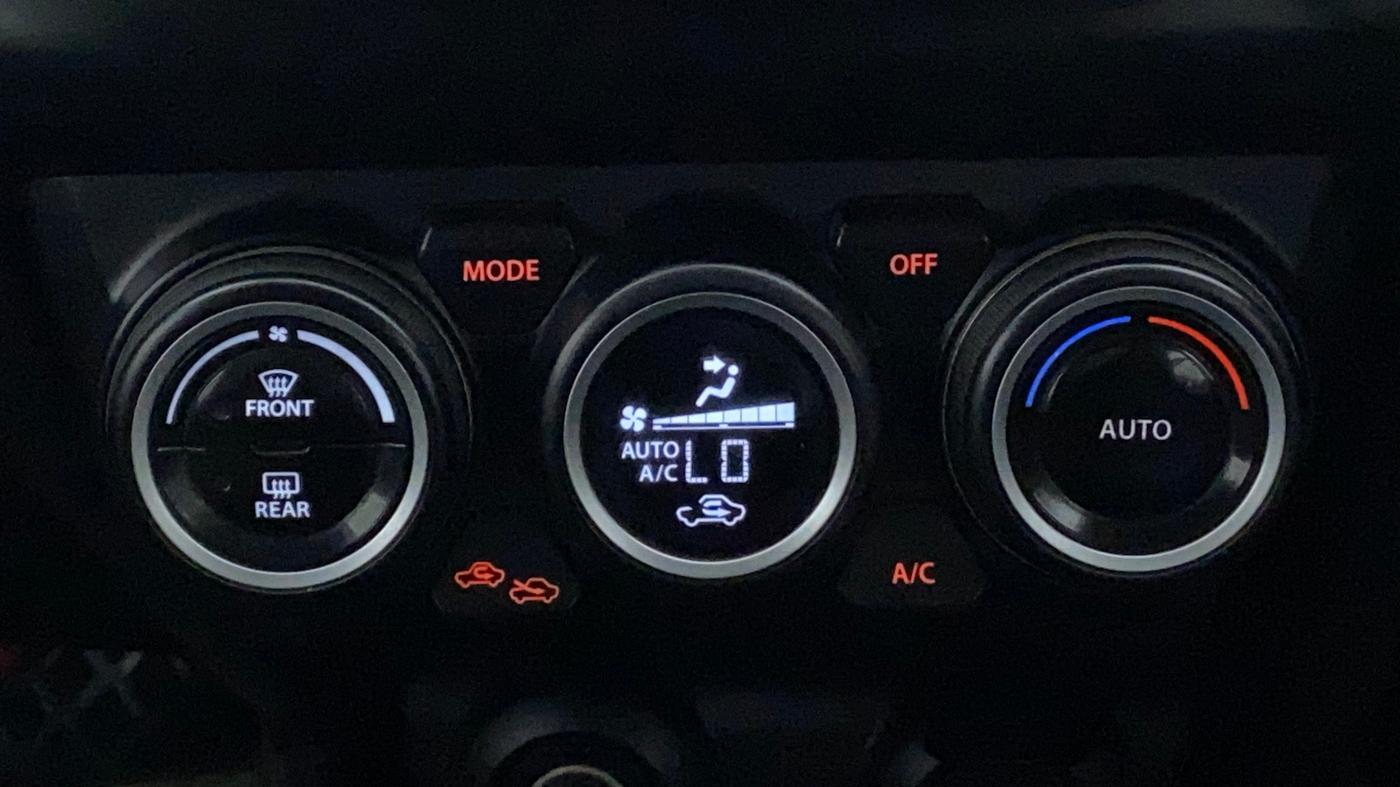 2018 Maruti Swift ZXI, Petrol, Manual, 65,363 km, Automatic Climate Control
