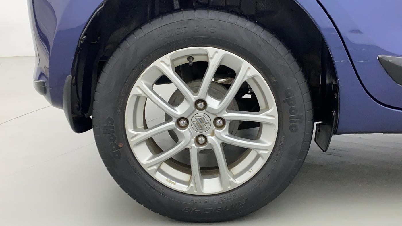 2018 Maruti Swift ZXI, Petrol, Manual, 65,363 km, Right Rear Wheel