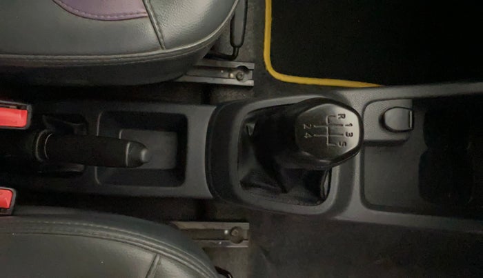 2016 Renault Kwid RXL, Petrol, Manual, 73,043 km, Gear Lever