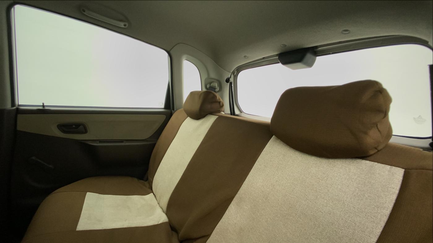 2011 Maruti Zen Estilo LXI, Petrol, Manual, 95,943 km, Right Side Rear Door Cabin
