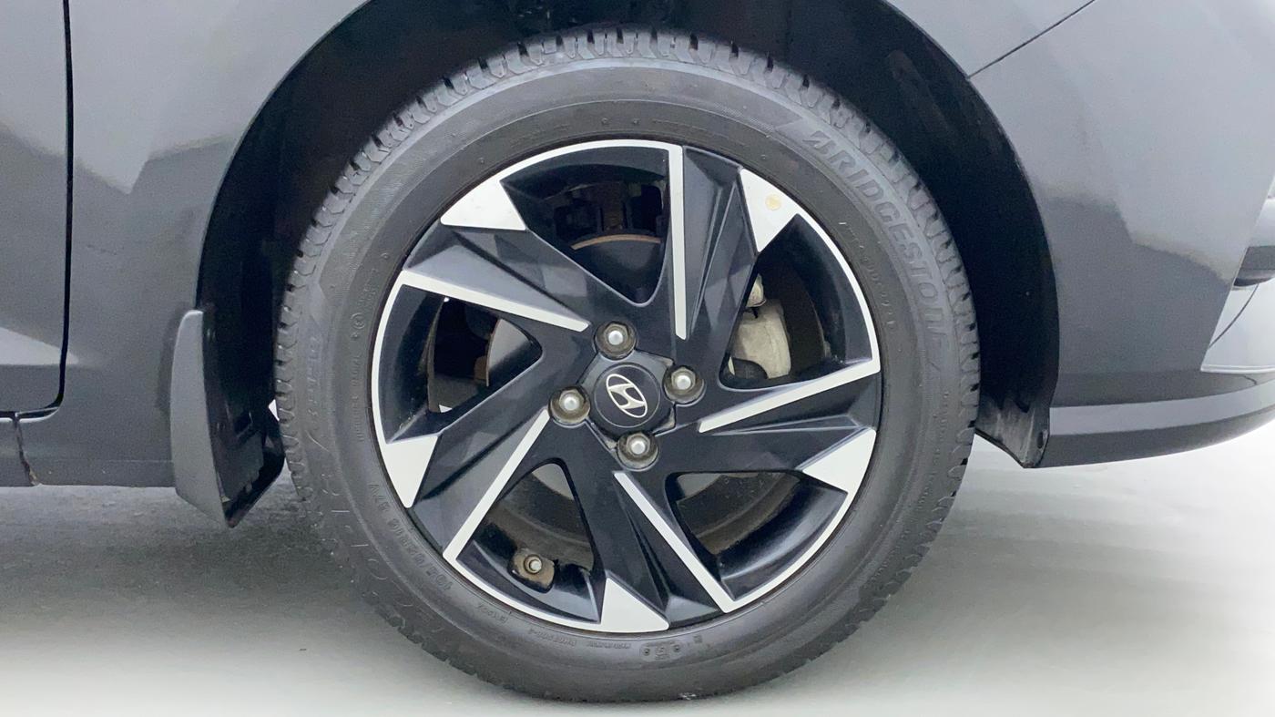 2021 Hyundai Verna SX (O) 1.5 VTVT IVT, Petrol, Automatic, 14,121 km, Right Front Wheel