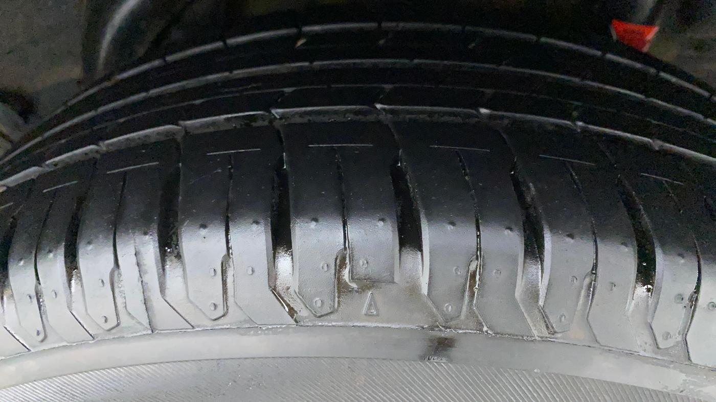 2021 Hyundai Verna SX (O) 1.5 VTVT IVT, Petrol, Automatic, 14,121 km, Left Rear Tyre Tread