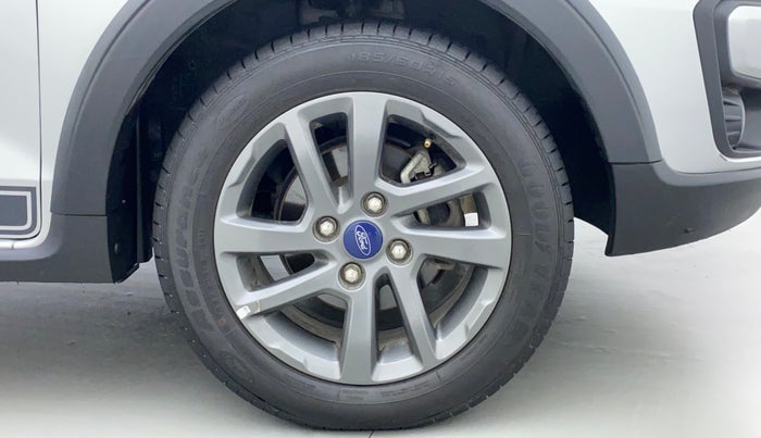 2020 Ford FREESTYLE TITANIUM 1.5 DIESEL, Diesel, Manual, 30,624 km, Right Front Wheel
