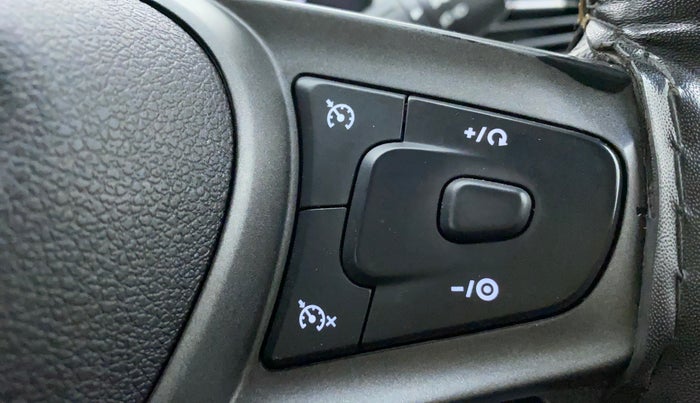 2022 Tata ALTROZ XZ DIESEL, Diesel, Manual, 19,941 km, Adaptive Cruise Control
