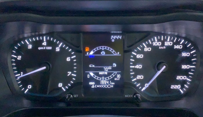 2022 Tata ALTROZ XZ DIESEL, Diesel, Manual, 19,941 km, Odometer Image