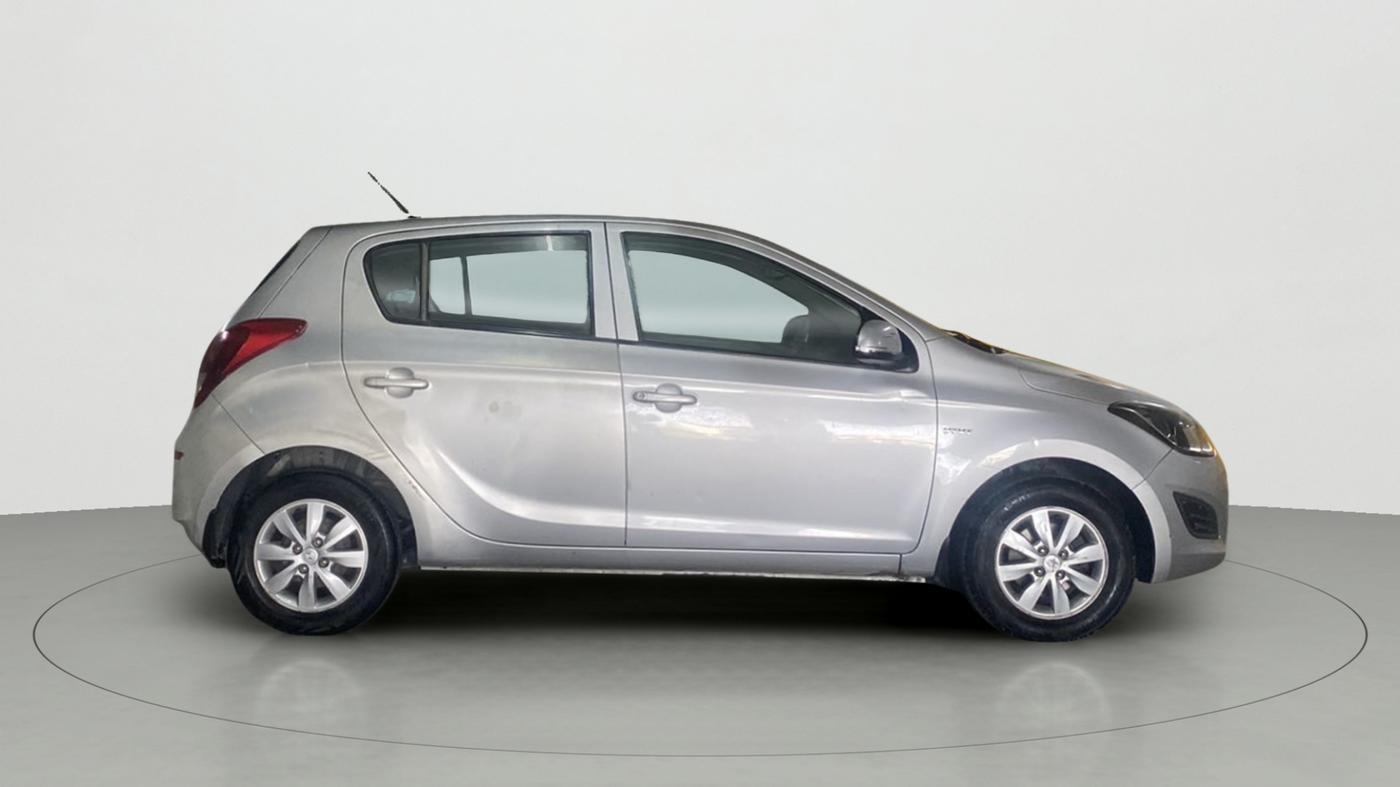 2012 Hyundai i20 SPORTZ 1.2, Petrol, Manual, 89,379 km, Right Side