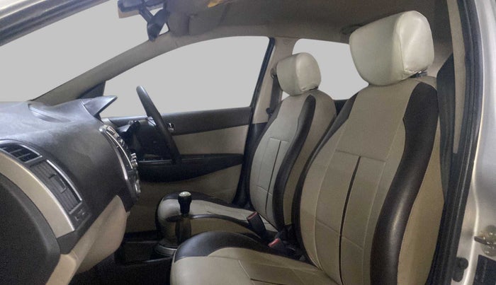2012 Hyundai i20 SPORTZ 1.2, Petrol, Manual, 89,379 km, Right Side Front Door Cabin