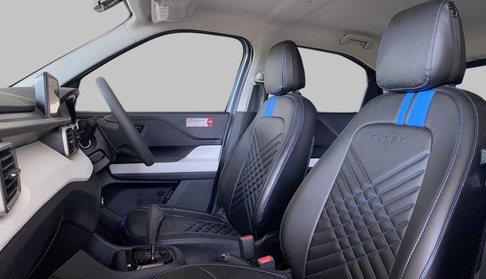 2022 Tata PUNCH ACCOMPLISHED AMT, Petrol, Automatic, 1,523 km, Right Side Front Door Cabin