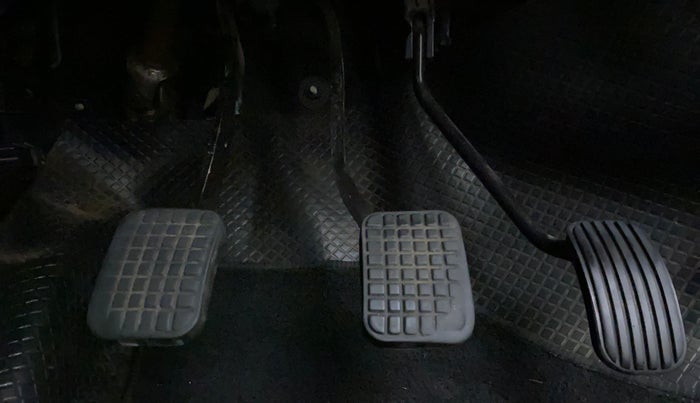 2018 Tata Tiago XZ PETROL, Petrol, Manual, 48,949 km, Pedals