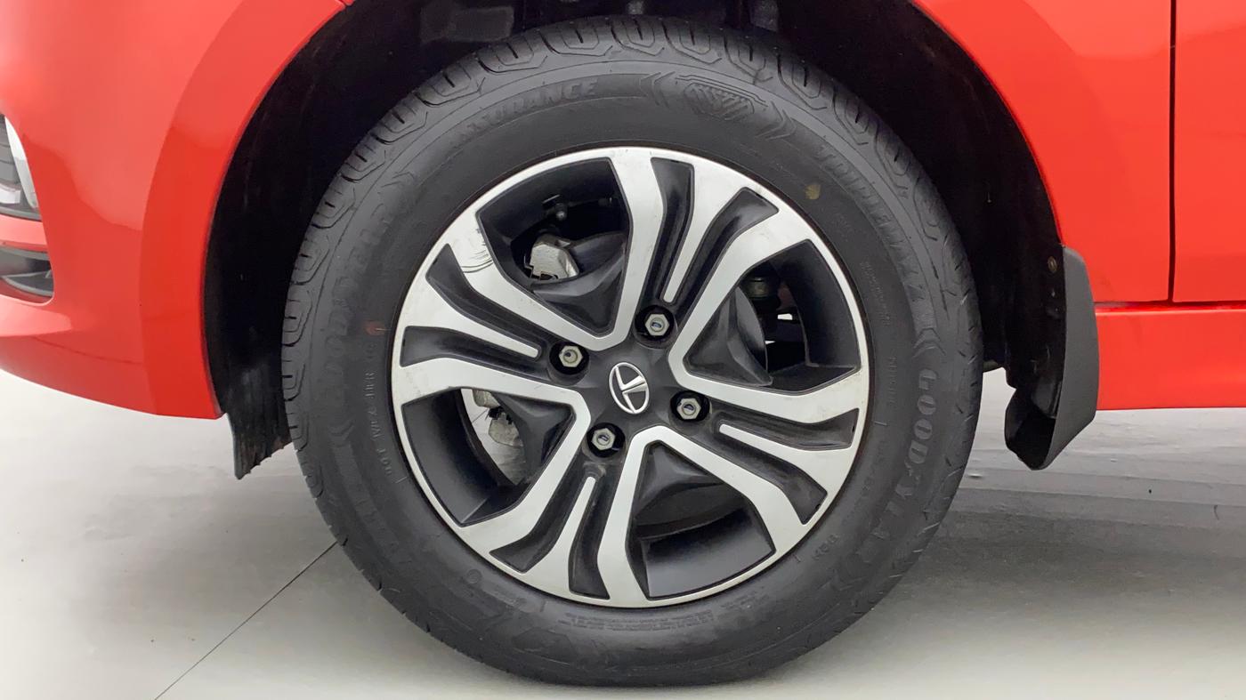 2022 Tata Tiago XZ PLUS CNG, CNG, Manual, 1,409 km, Left Front Wheel