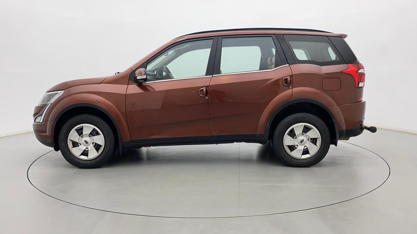 2018 Mahindra XUV500 W7, Diesel, Manual, 90,652 km, Left Side