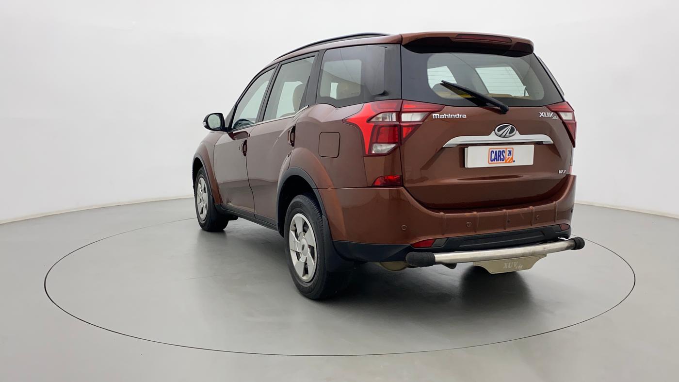 2018 Mahindra XUV500 W7, Diesel, Manual, 90,652 km, Left Back Diagonal