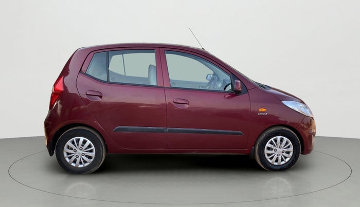 2014 Hyundai i10 SPORTZ 1.1, Petrol, Manual, 35,199 km, Right Side View