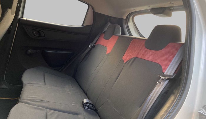 2018 Renault Kwid RXL, Petrol, Manual, 82,043 km, Right Side Rear Door Cabin