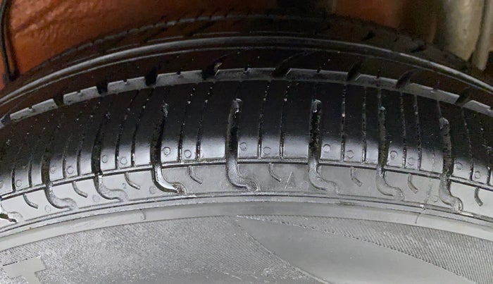 2018 Maruti Celerio ZXI AMT (O), Petrol, Automatic, 66,511 km, Left Rear Tyre Tread