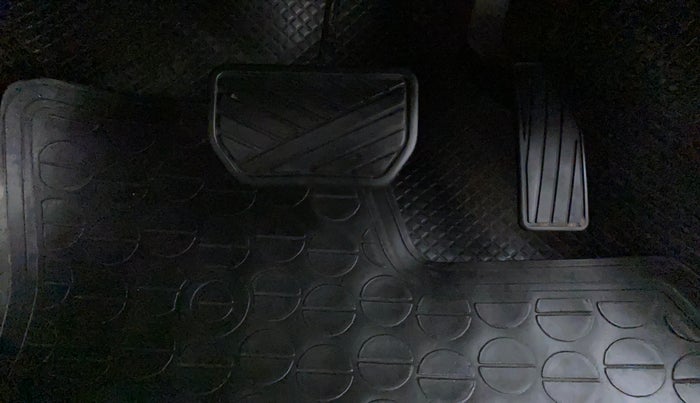 2018 Maruti Celerio ZXI AMT (O), Petrol, Automatic, 66,511 km, Pedals