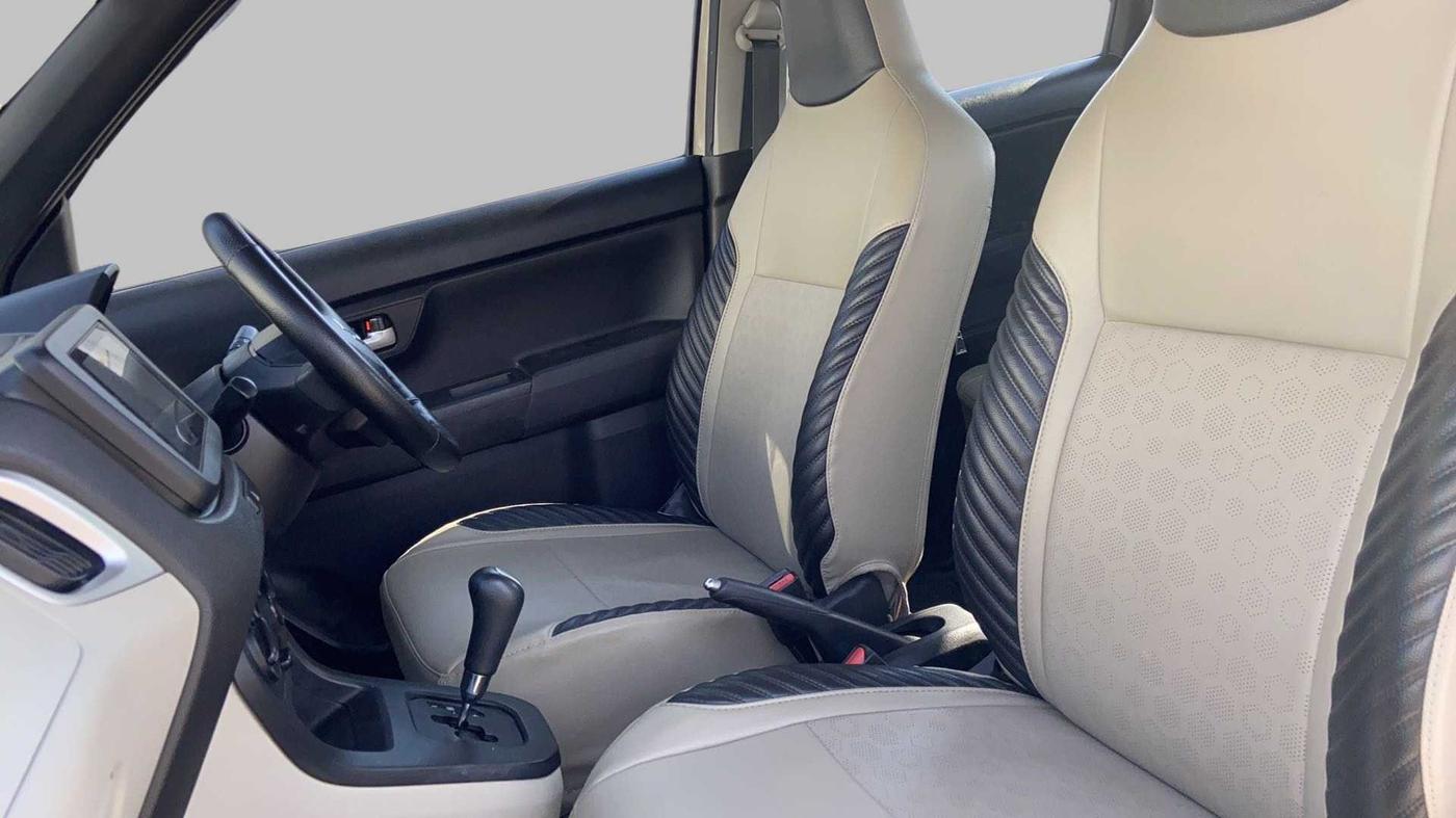 2020 Maruti New Wagon-R ZXI 1.2 AMT, Petrol, Automatic, 50,484 km, Right Side Front Door Cabin