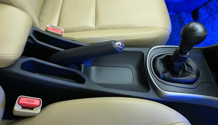 2019 Honda City 1.5L I-VTEC ZX, Petrol, Manual, 26,129 km, Gear Lever