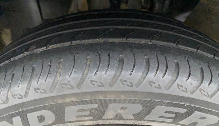 2021 Renault Kiger RXT AMT, Petrol, Automatic, 16,872 km, Left Front Tyre Tread