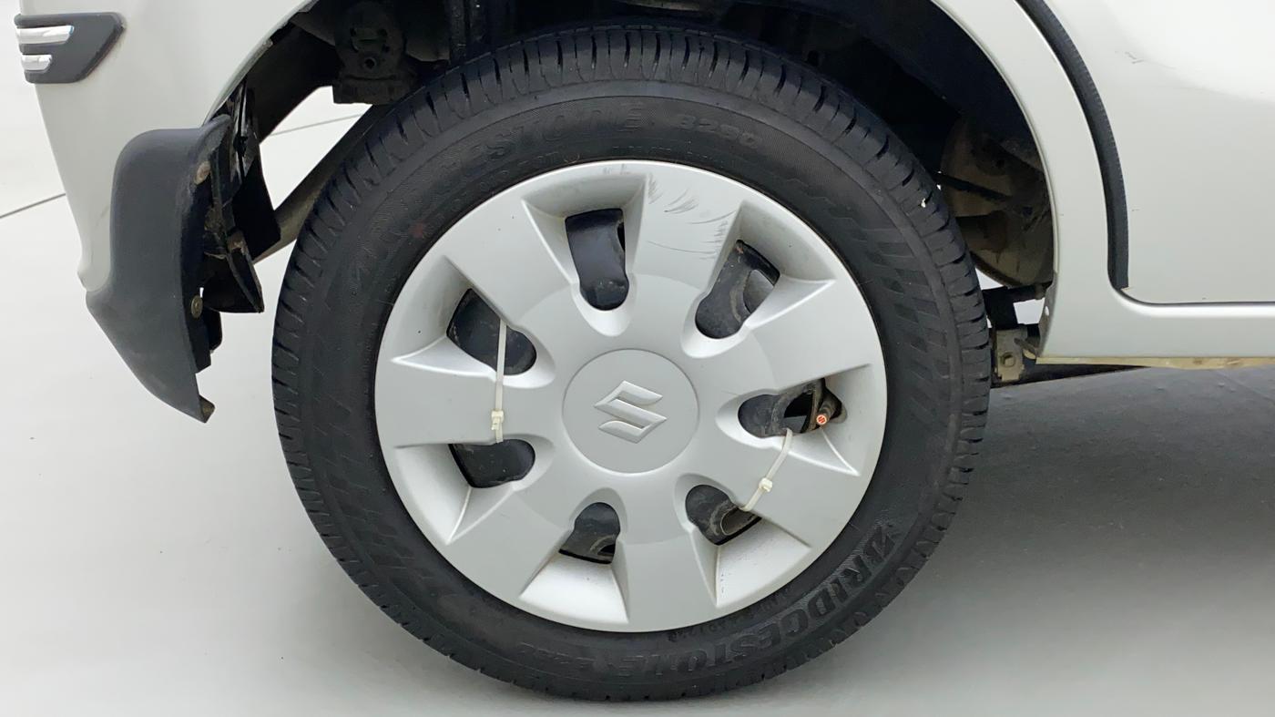 2018 Maruti Alto K10 VXI, Petrol, Manual, 49,690 km, Right Rear Wheel