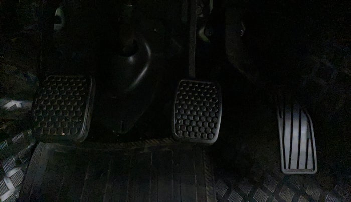 2018 Maruti Alto K10 VXI, Petrol, Manual, 49,690 km, Pedals