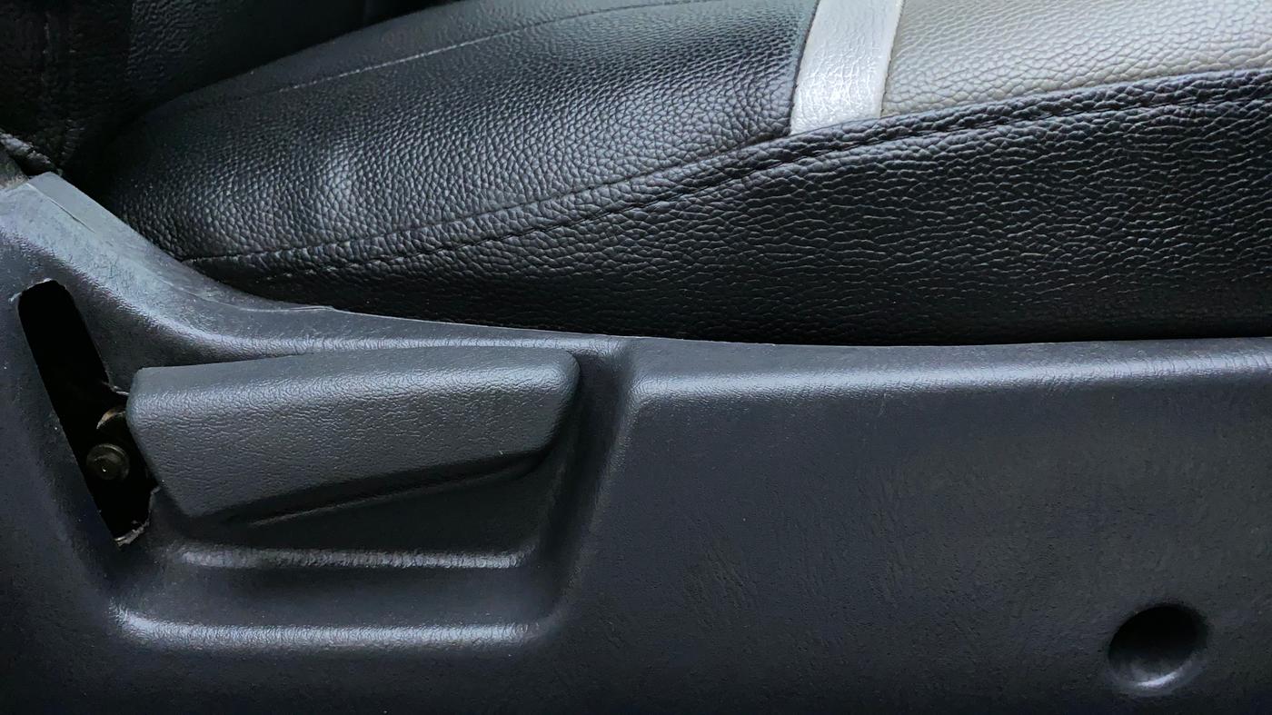 2018 Maruti Alto K10 VXI, Petrol, Manual, 49,690 km, Driver Side Adjustment Panel