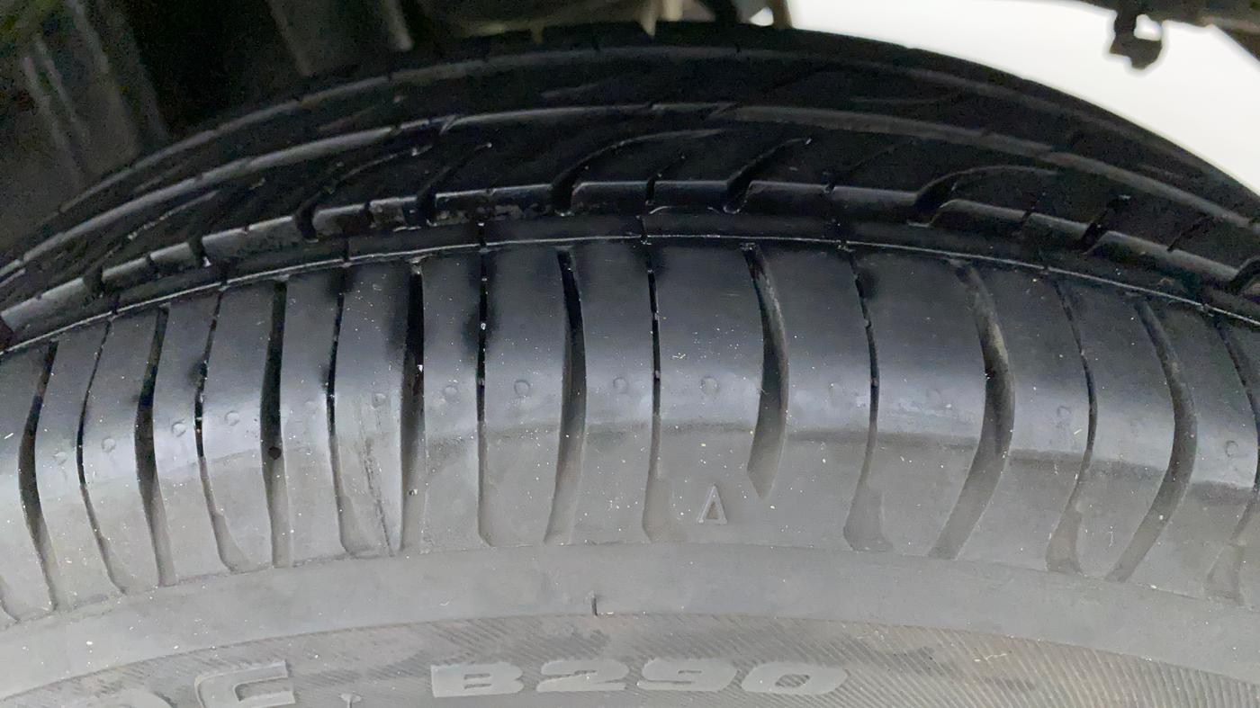 2018 Maruti Alto K10 VXI, Petrol, Manual, 49,690 km, Left Rear Tyre Tread