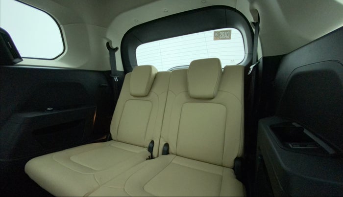 2021 Tata Safari XZA PLUS ADVENTURE, Diesel, Automatic, 43,886 km, Third Seat Row ( optional )